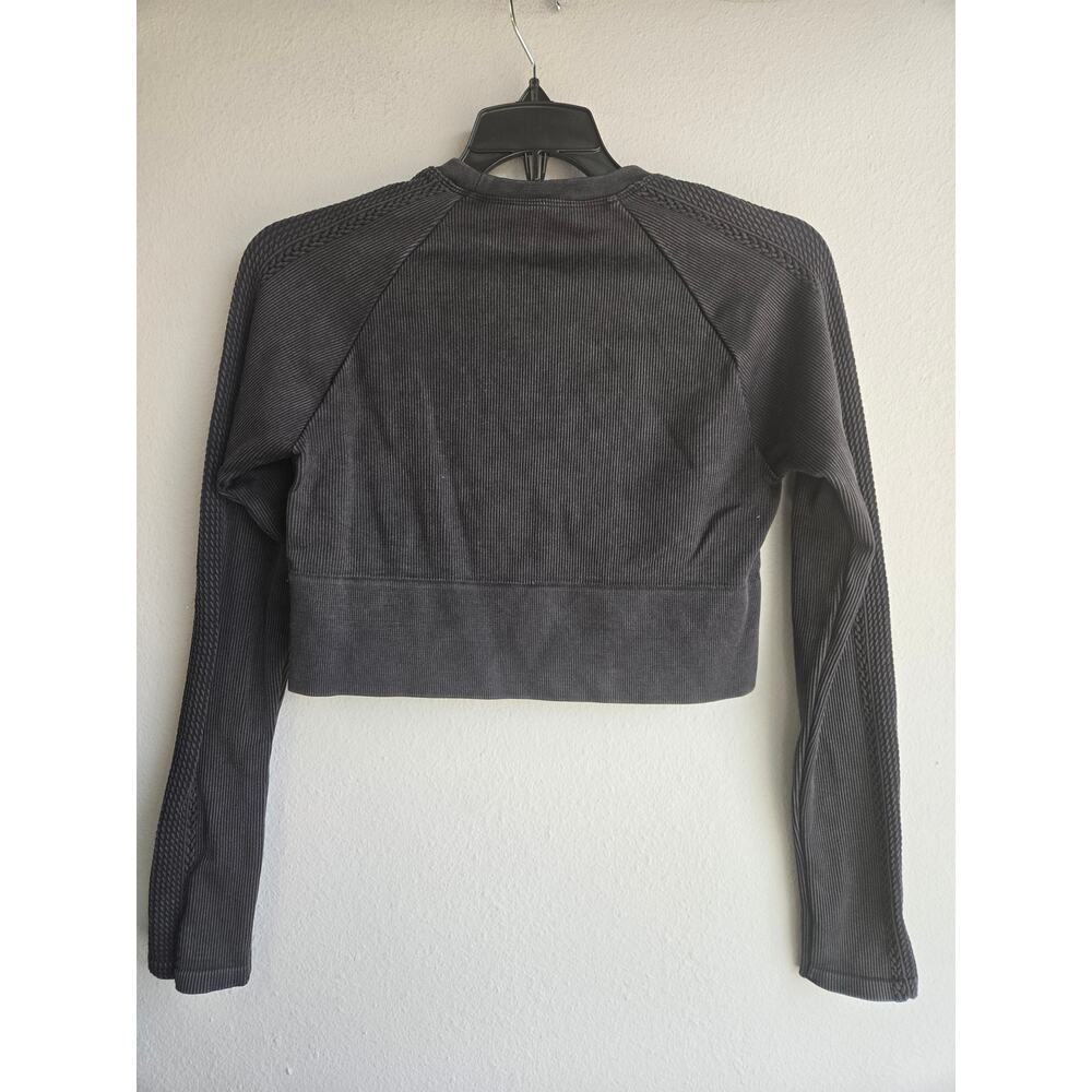 OFFLINE by Aerie Ribbed Seamless Long Sleeve Cropped Athletic Top Black M - Picture 8 of 10